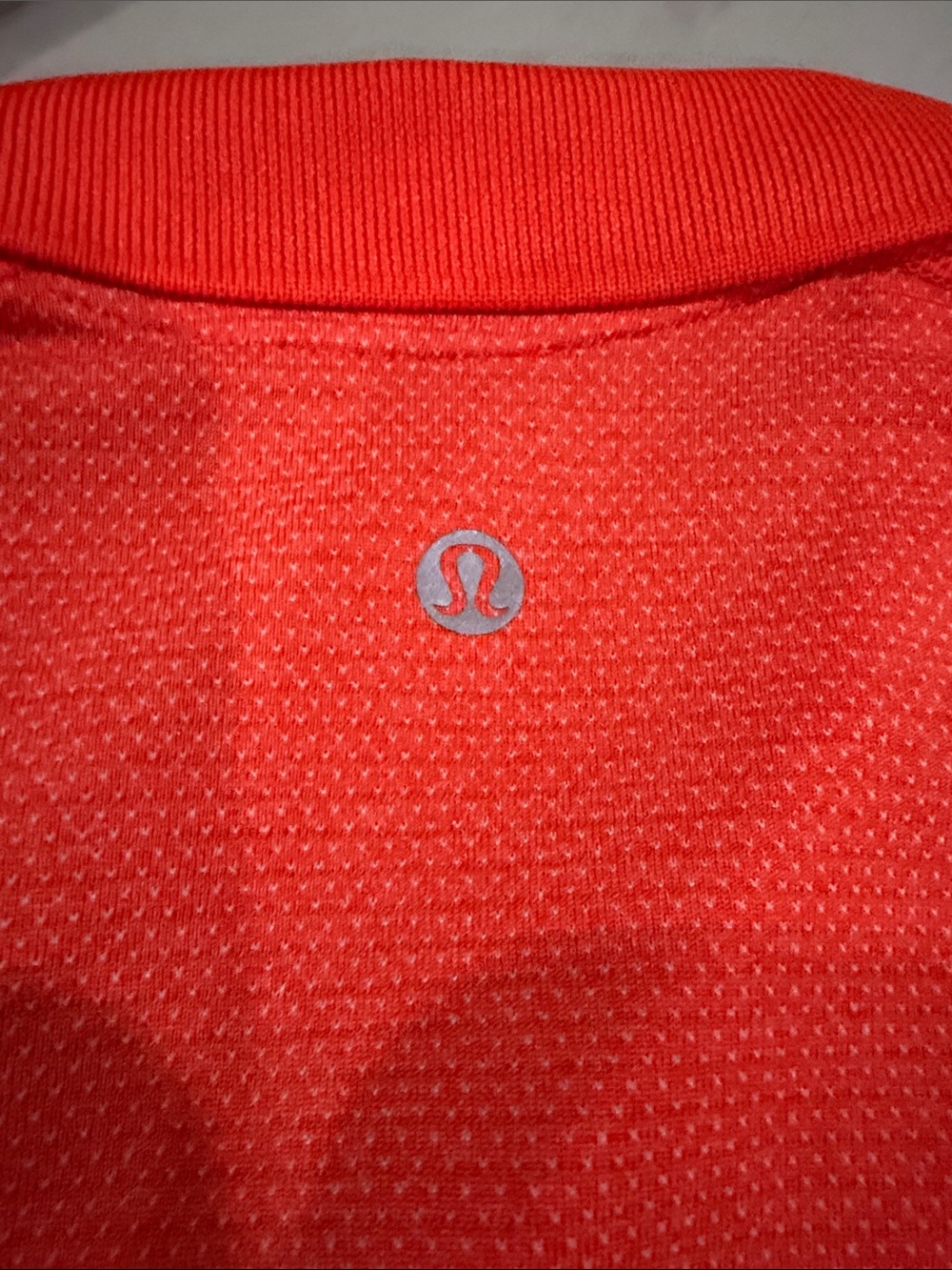 Lululemon men’s metal vent tech polo shirt small orange - Picture 4 of 6
